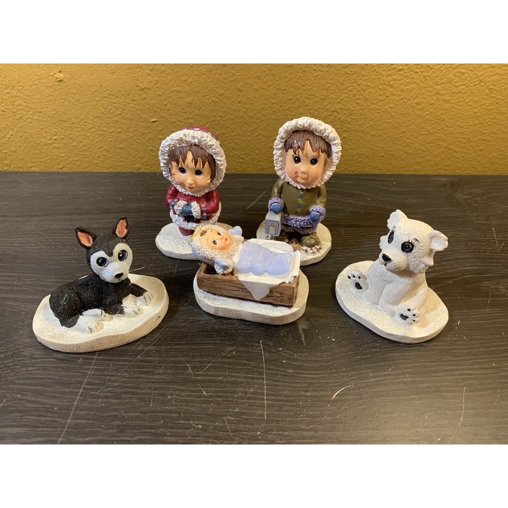 Vintage Alaskan Eskimo Animal Nativity‎ Set 5 Pc Inuit Style Figures